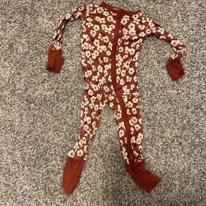 Mocha blossom little sleepies